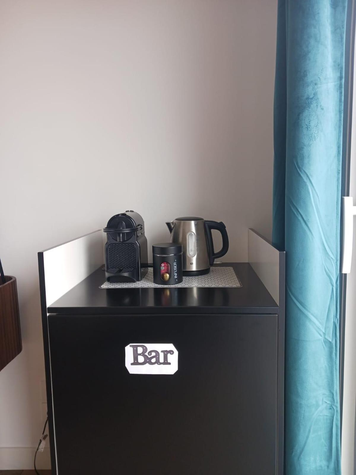 ヴィラール・レ・ドンブ Touraco Bed & Breakfast エクステリア 写真